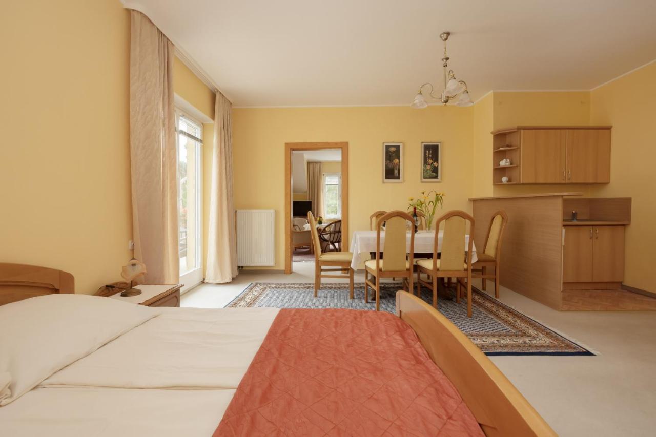 Pod Lwem Daire Pobierowo Dış mekan fotoğraf